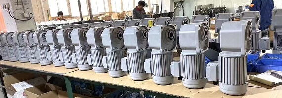蘇州士元直交軸減速電機生產(chǎn)廠家 蘇州士元直交軸減速電機生產(chǎn)廠家